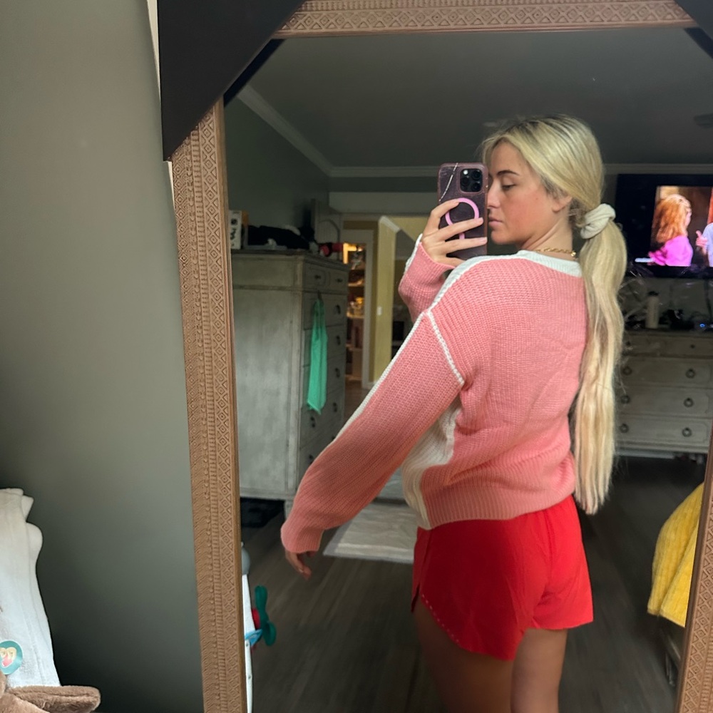Color block sweater - Picture 2 of 3